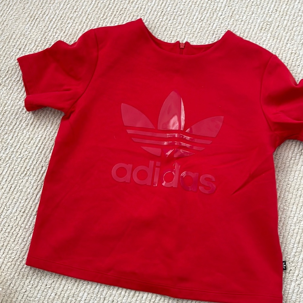 Adidas like new top M